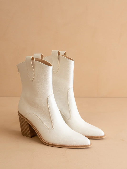 The Tara White Two Paneled Western Cowboy Boot