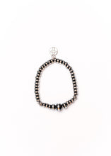 Load image into Gallery viewer, Single Strand Silver and Black Rondell Bead Bracelet
