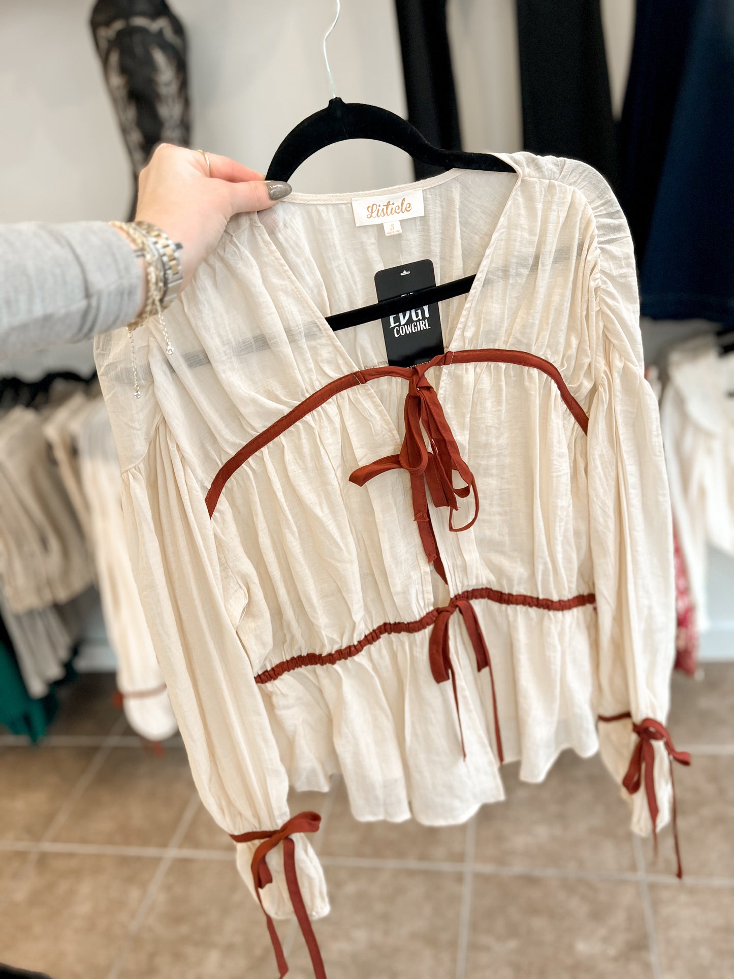 Tied & True Contrast Top