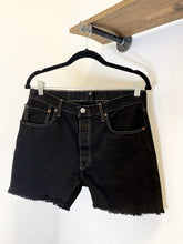 Load image into Gallery viewer, NWT Vintage Levi Cutoff Shorts 33

