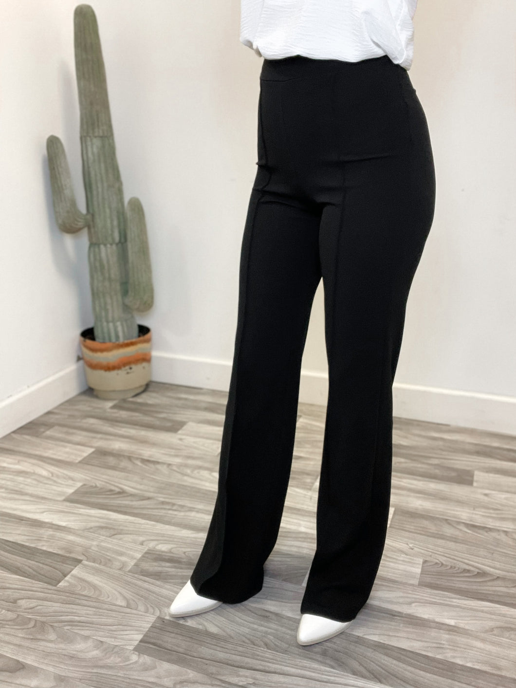 What a Treat Trouser in Black
