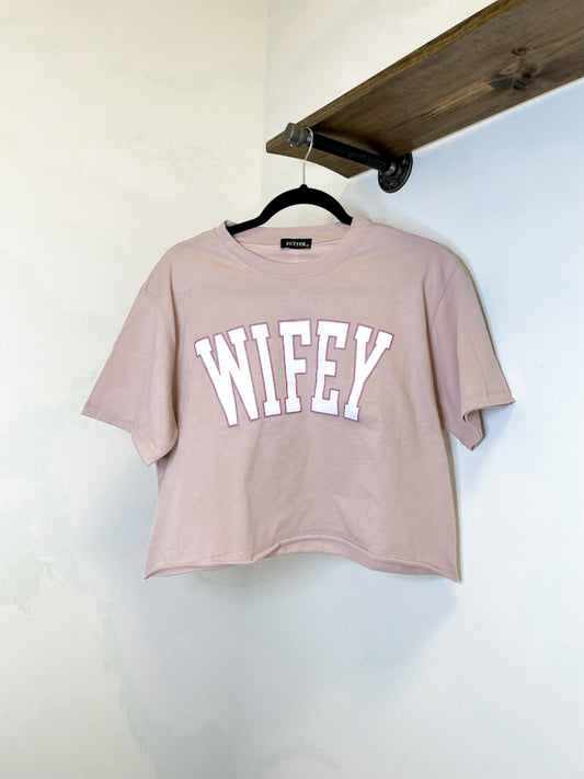 Wifey Graphic Crop