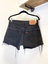 Load image into Gallery viewer, Vintage Levi Cutoff Shorts 32
