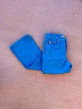 Load image into Gallery viewer, Guess Vintage Denim 30
