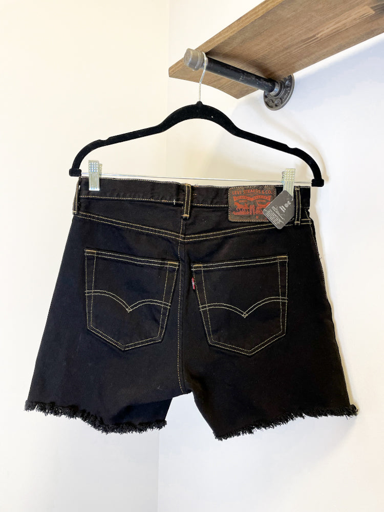 NWT Vintage Levi Cutoff Shorts 33