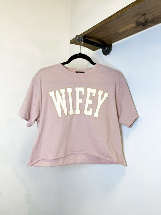 Wifey Graphic Crop