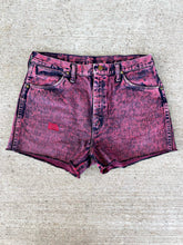 Load image into Gallery viewer, Vintage Wrangler Shorts 33
