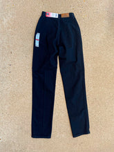 Load image into Gallery viewer, NWT Rockies Vintage Denim 5/6
